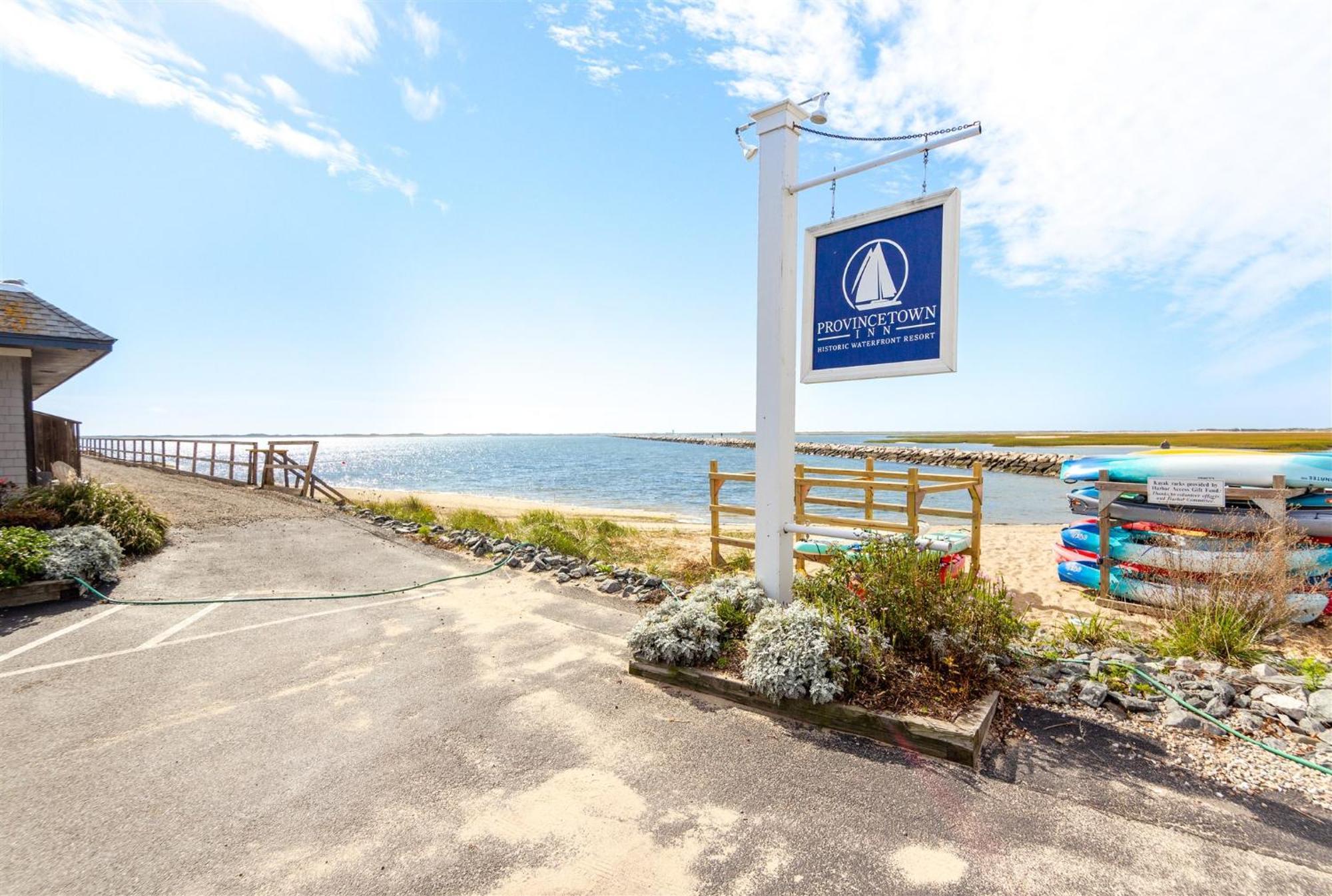 Provincetown Inn Exterior photo